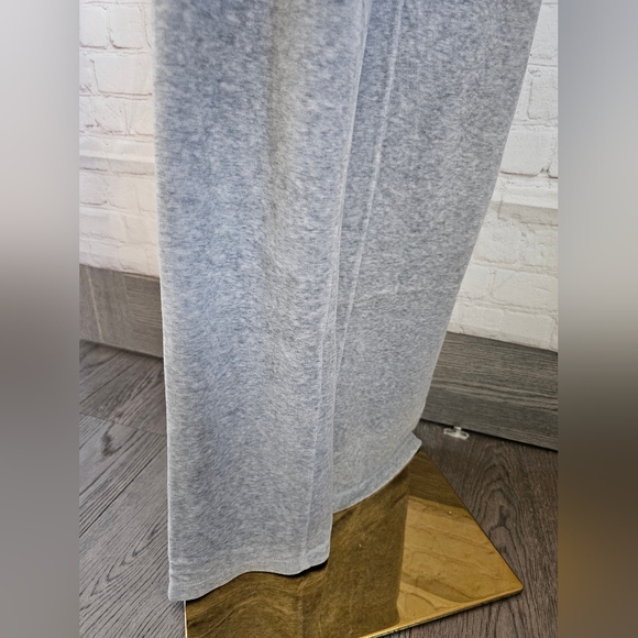 Juicy Couture Vintage Velour Hooded Set | Gray | XS Pants - Small Top | EUC - Picture 7 of 11